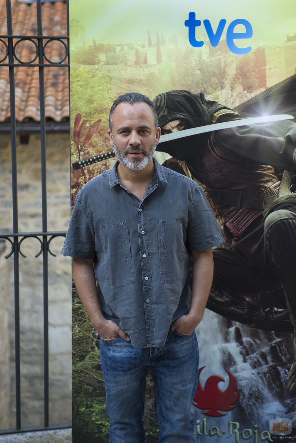 Javier Gutiérrez presenta 'Águila Roja' en el FesTVal de Vitoria
