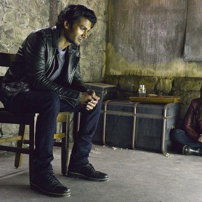 Sendhil Ramamurthy y Kristin Kreuk en 'Bella y Bestia'