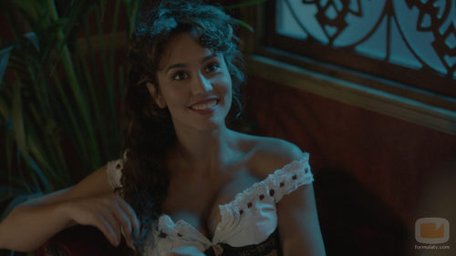 Megan Montaner es Lola en 'Víctor Ros'