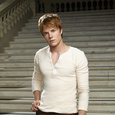 Graham Rogers es Danny en 'Revolution'