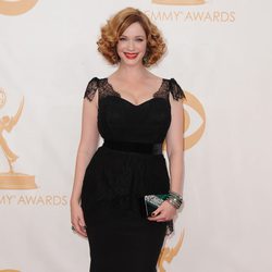 Christina Hendricks en la alfombra roja de los Emmy 2013