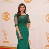 Mayim Bialik en la alfombra roja de los Emmy 2013