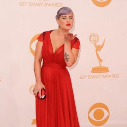 Kelly Osbourne en la alfombra roja de los Emmy 2013