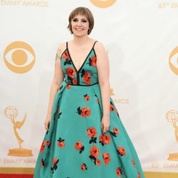 Lena Dunham en la alfombra roja de los Emmy 2013