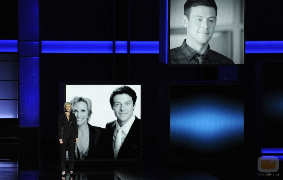 Homenaje póstumo a Cory Monteith en los Emmy 2013