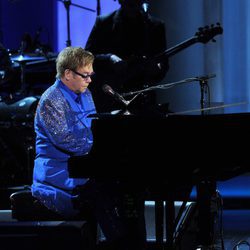Elton John en los Emmy 2013