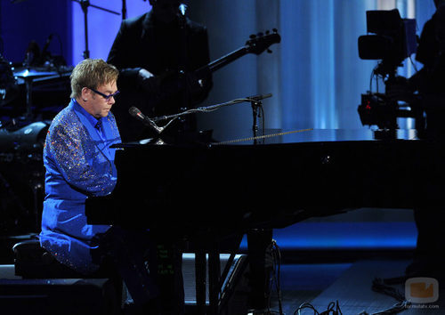 Elton John en los Emmy 2013