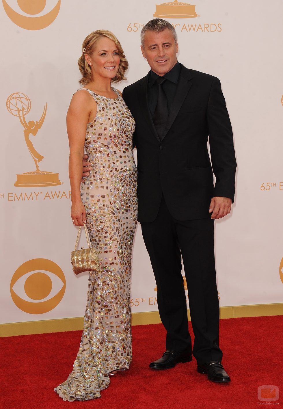 Andrea Anders y Matt Leblanc en la alfombra roja de los Emmy 2013