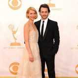 Claire Danes y Hugh Dancy en la alfombra roja de los Emmy 2013