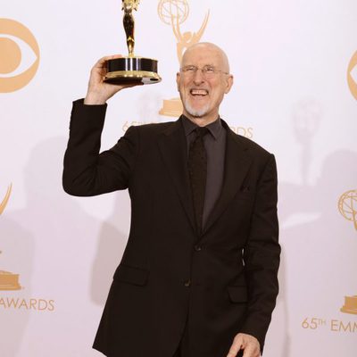James Cromwell con su Emmy 2013 por 'American Horror Story: Asylum'