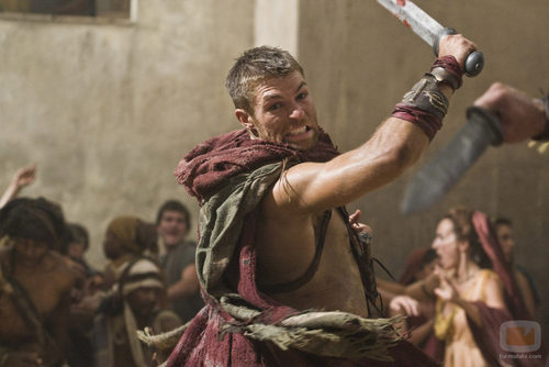 Liam McIntyre en el primer episodio de 'Spartacus: La venganza'