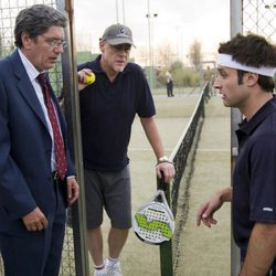 Arturo y Pablo en 'Tener un hijo'