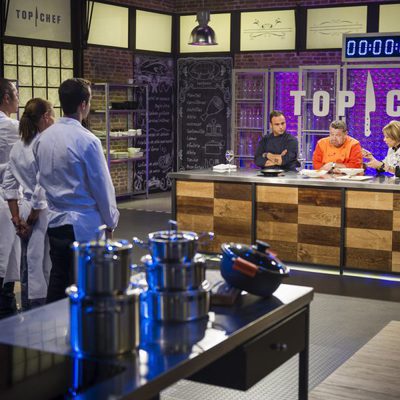 El jurado de 'Top Chef' examina los platos