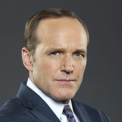 Clark Gregg como Phil Coulson
