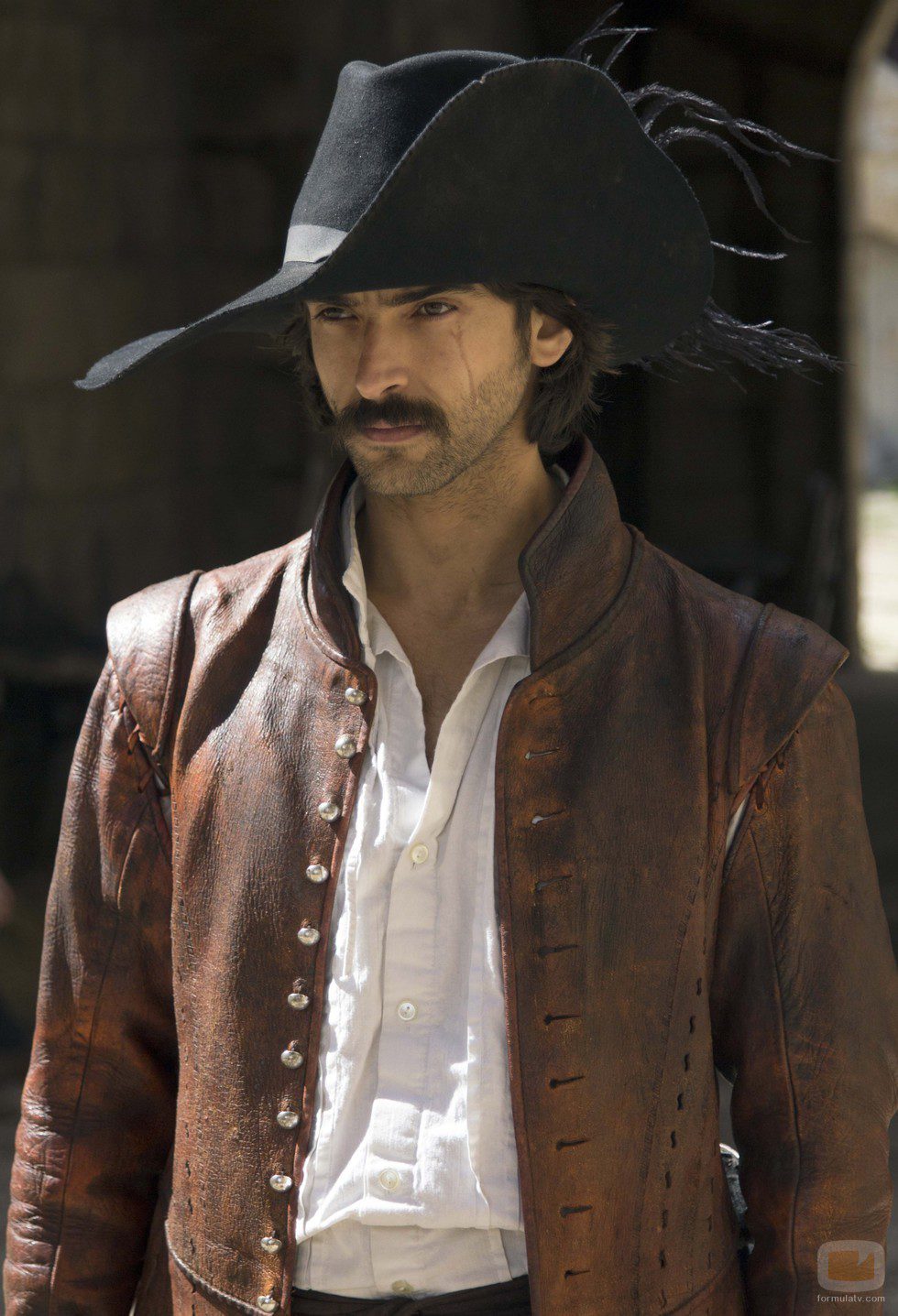 Aitor Luna enfundado en su traje de Alatriste
