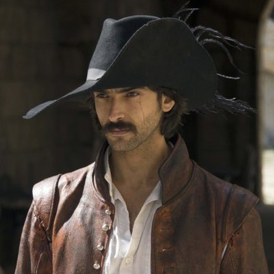 Aitor Luna enfundado en su traje de Alatriste