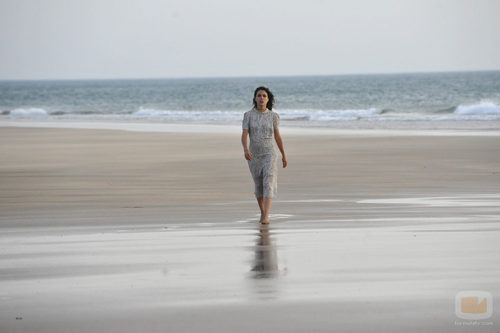 Adriana Ugarte como Sira Quiroga