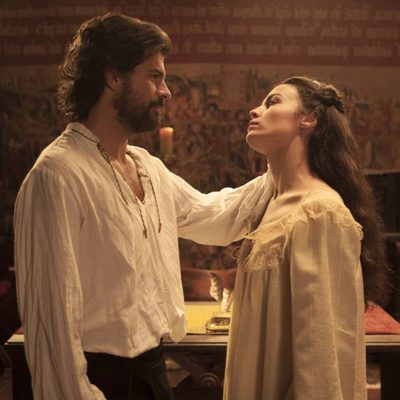 Beatriz de Osorio y el rey Fernando en 'Isabel'