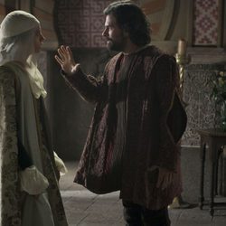 Discusión entre Isabel y Fernando en 'Isabel'