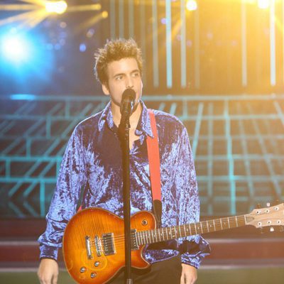 Xuso Jones canta "Laura no está" de Nek en 'Tu cara me suena'