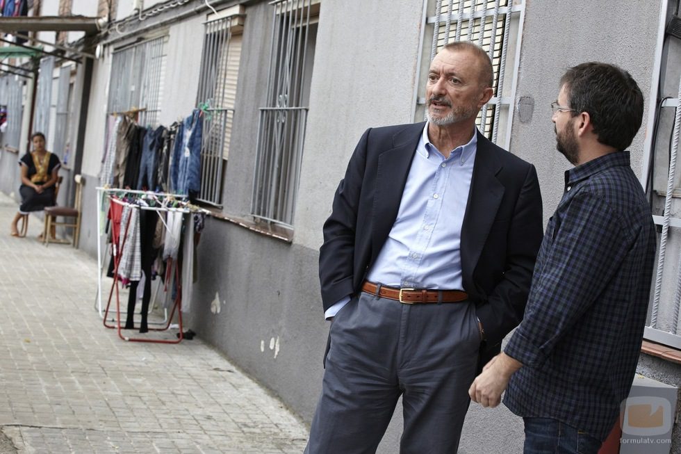 Jordi Évole junto con Arturo Pérez-Reverte