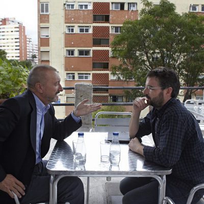 El escritor Arturo Pérez-Reverte es entrevistado por Jordi Évole
