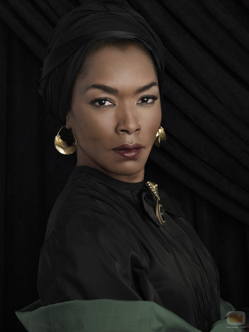 Angela Basset en la tercera temporada de 'American Horror Story'
