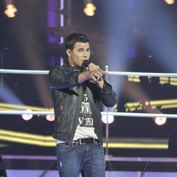 Jorge Moreno canta en "Las batallas" de 'La voz'