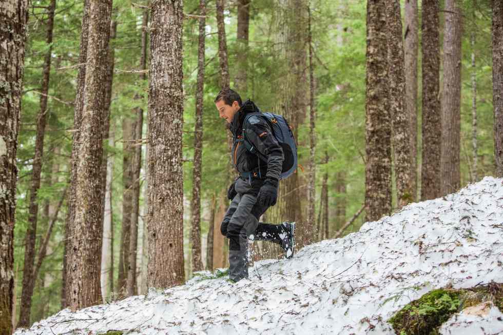 Bear Gylls en su nuevo programa, 'Escapar del infierno con Bear Gylls'