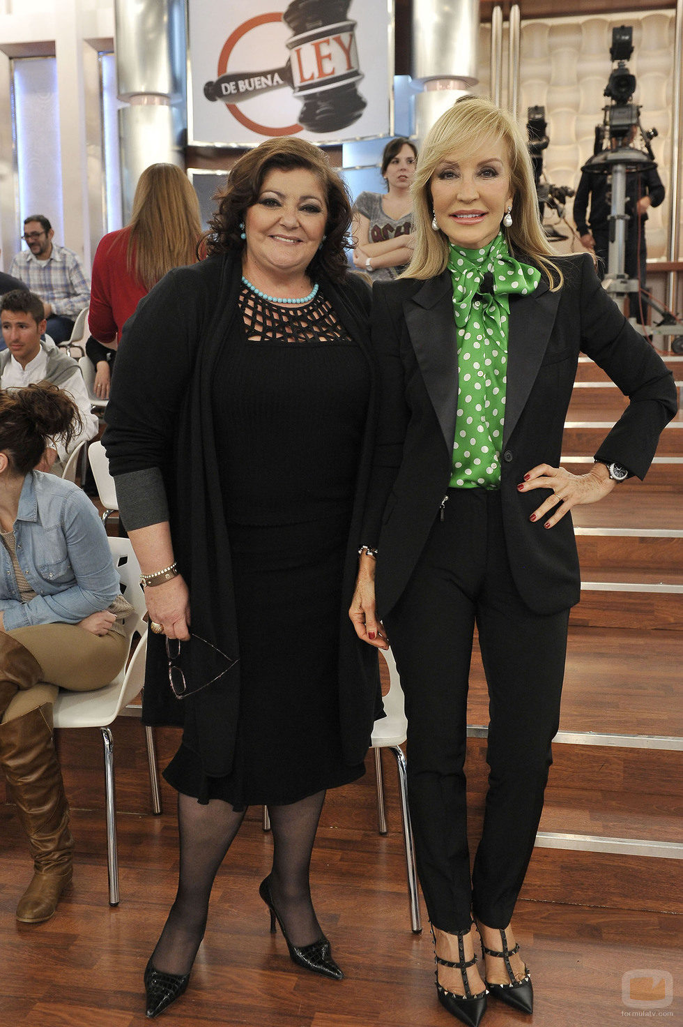 Charo Reina y Carmen Lomana en 'De buena ley'