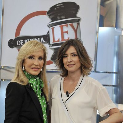Carmen Lomana y Sandra Barneda en 'De buena ley'
