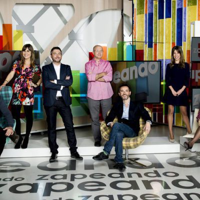 Elenco al completo de 'Zapeando', encabezado por Frank Blanco