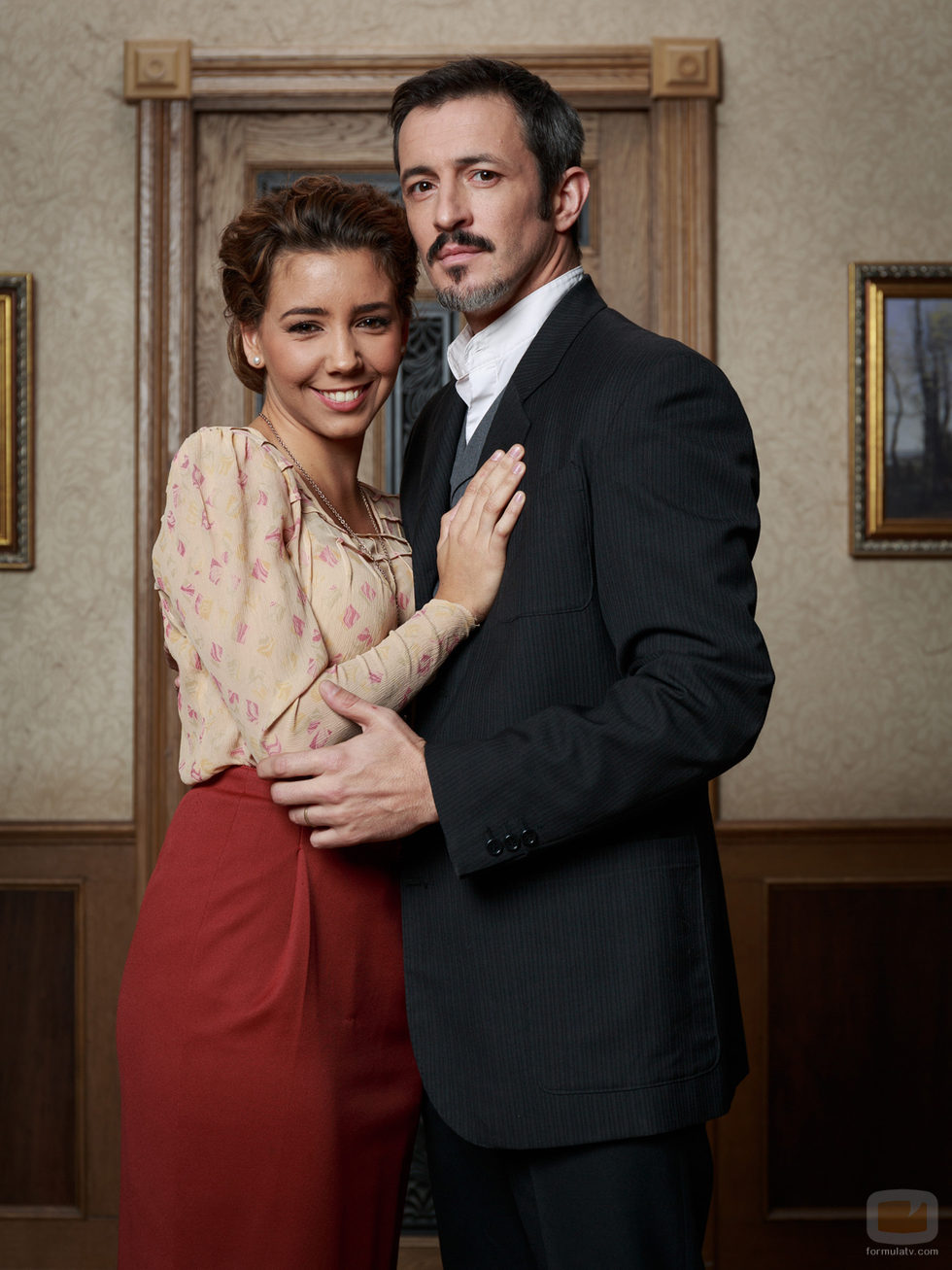 Sandra Cervera y Fernando Coronado en 'El secreto de Puente Viejo'