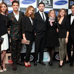 Manuela Velasco, Maxi Iglesias, Marta Hazas, Manuela Vellés y Miguel Ángel Silvestre en Noia