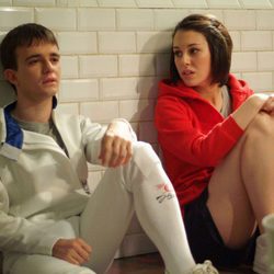 Daniel Retuerta y Blanca Suárez en la serie 'El Internado