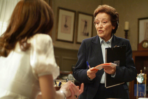 Amparo Baró y Natalia Millán en 'El internado'