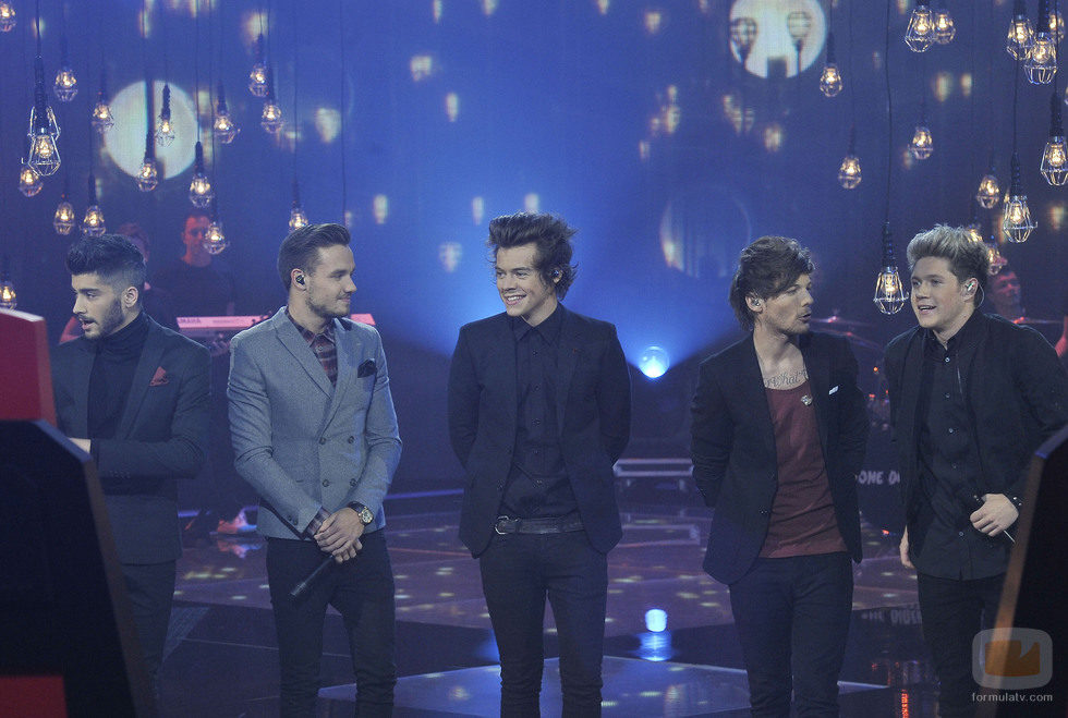 One Direction en la final de la segunda edición de 'La voz'