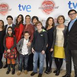 Concursantes, jurado y presentadora de 'MasterChef Junior' junto a directivos de TVE y Shine Iberia