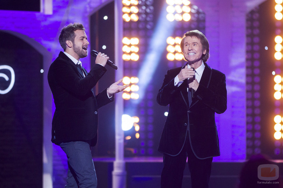 Pablo Alborán actúa junto a Raphael en la gala de Nochebuena de La 1