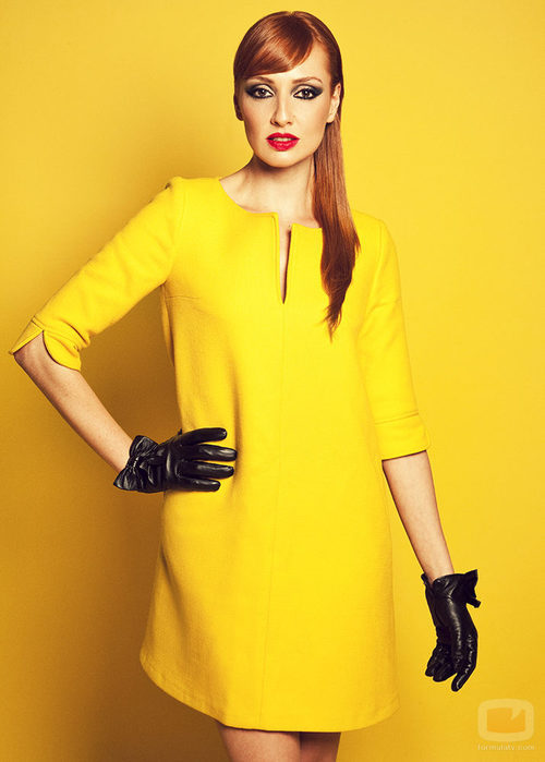 Cristina Castaño vestida de amarillo