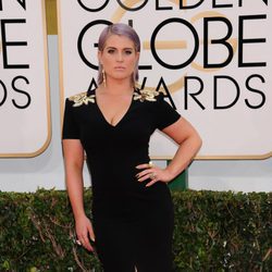 Kelly Osbourne en la alfombra roja de los Globos de Oro 2014