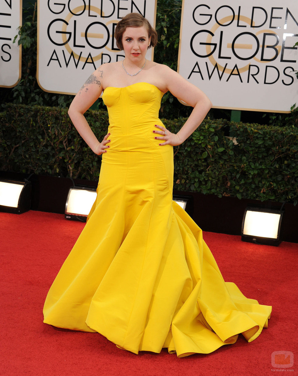 Lena Dunham en la alfombra roja de los Globos de Oro 2014