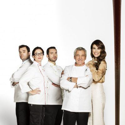 Los mentores junto con Raquel Sánchez Silva en 'Deja sitio para el postre'