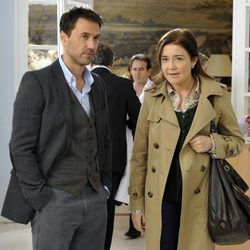 Oriol Tarrasón y María Pujalte en la temporada 3 de 'Los misterios de Laura'