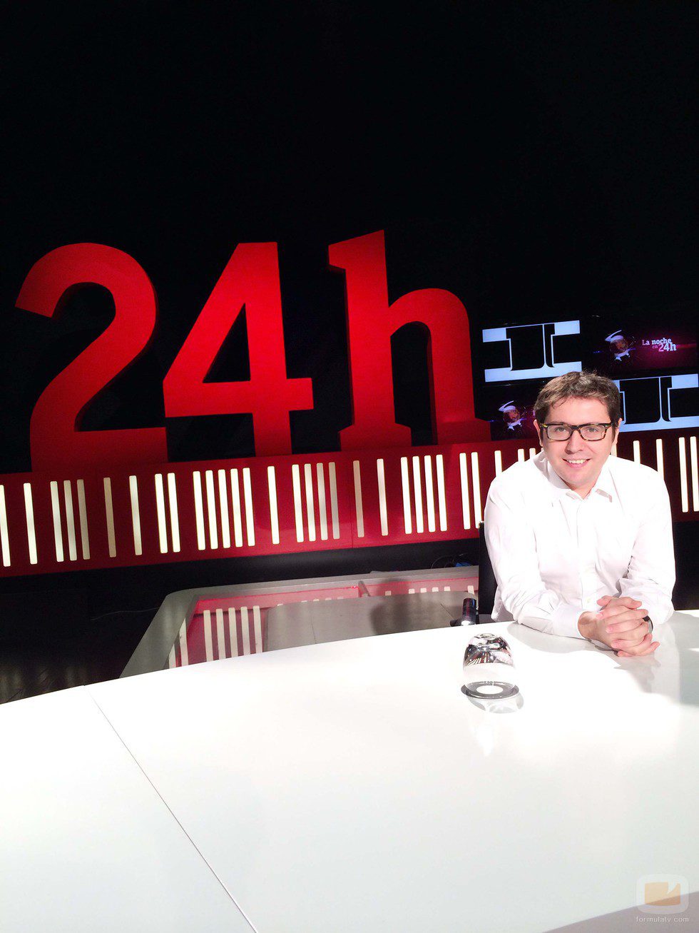 Sergio Martín, presentador de 'La noche en 24h'