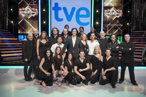 Poty con los bailarines y la orquesta de '¡Mira quién baila!'