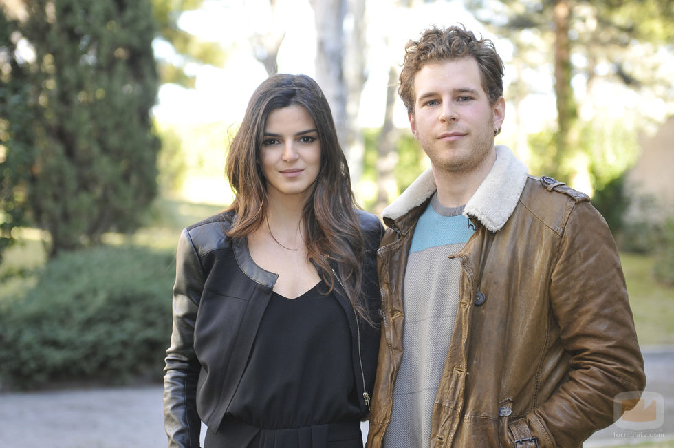 Clara Lago y Álvaro Cervantes en 'El corazón del océano'