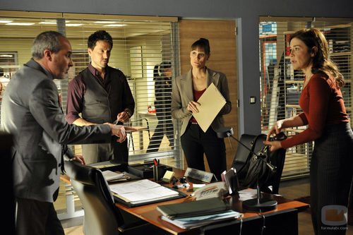 Laura, Lydia, Jacobo y Martín en 'Los misterios de Laura'