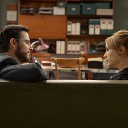 Diego y Valeria se miran en 'Amar es para siempre'