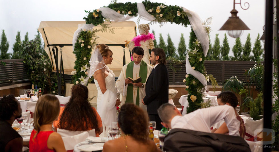 La boda de Estela Reynolds y Fermín Trujillo en 'La que se avecina'